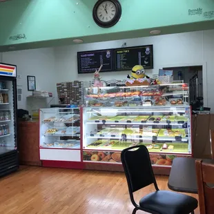 sushi and sashimi, interior