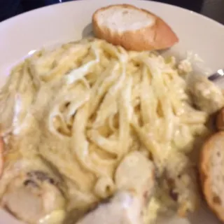 Fettuccine Alfredo