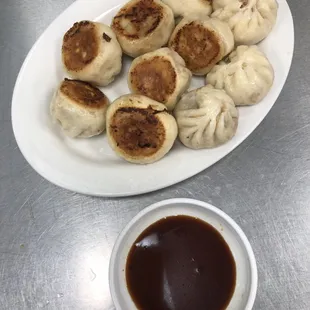 Pan fried pork buns