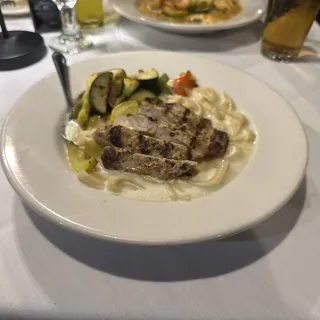 Chicken Fettuccine Alfredo