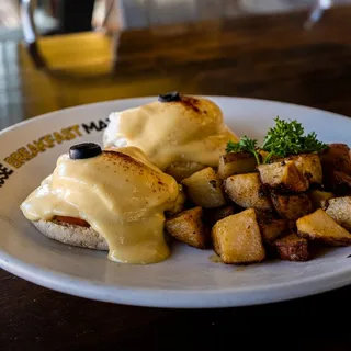 Eggs Benedict Canadian Bacon