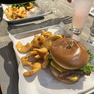 Bacon Avocado Cheeseburger