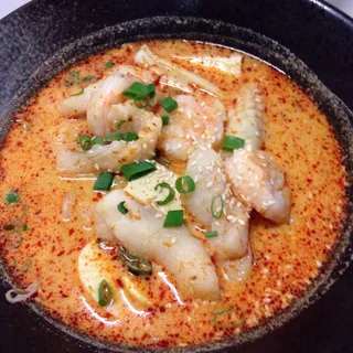 Seafood Laksa Noodle