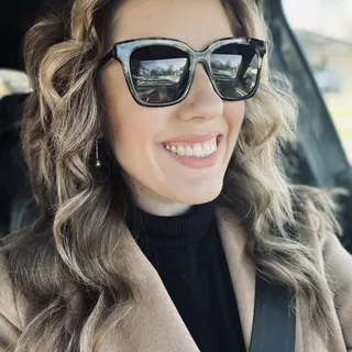 Naomi R.