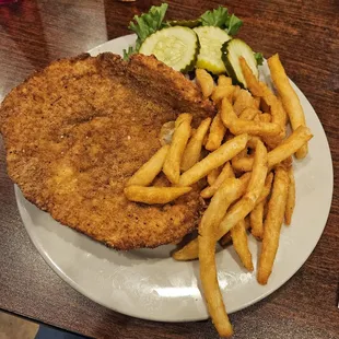 Tenderloin and fries