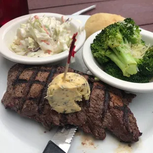 Steak, broccoli, and coleslaw
