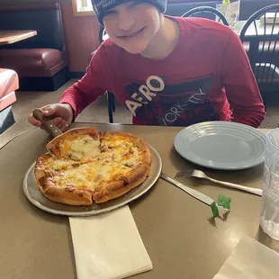 Cheese burger pizza Chicago style