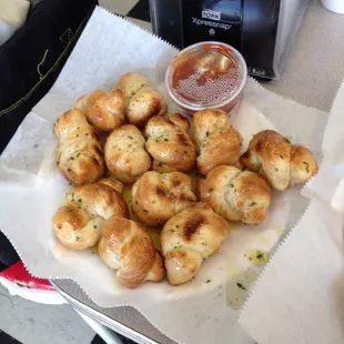 Garlic knots! Delicious!