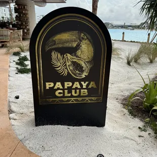 the sign for the restaurant