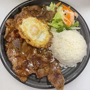 Grilled pork with egg
