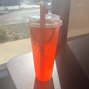 Refresher with lychee boba