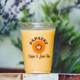 Best smoothies ever... papaya bomb!