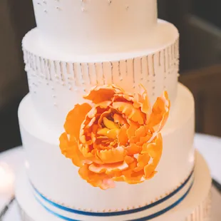 Our simple, yet elegant wedding cake!