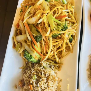 House Special Lo Mein