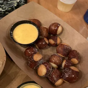 pretzel bites