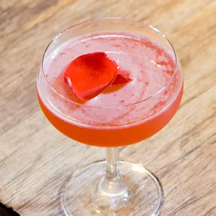 Queen of thorns. Gin, Giffard black rose liqueur, hibiscus, lemon.