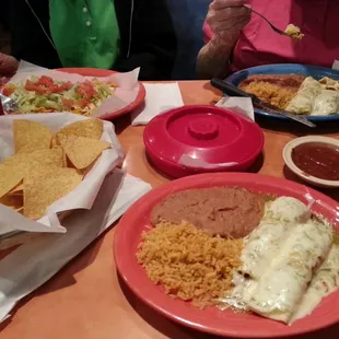 burritos and wraps, food