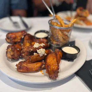 Hot Honey Old Bay wings w/garlic