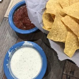 You get two different sauces when you arrive at your seat. White sauce was really good.