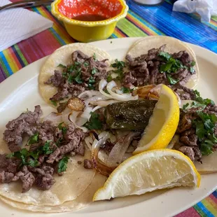 Mini tacos de asada