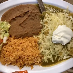 Enchiladas verdes plate