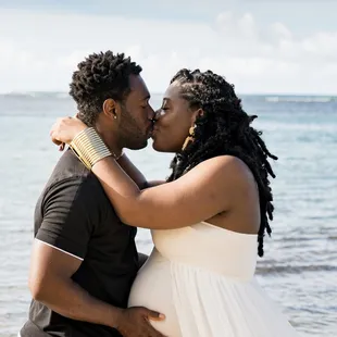 Beach Maternity Session