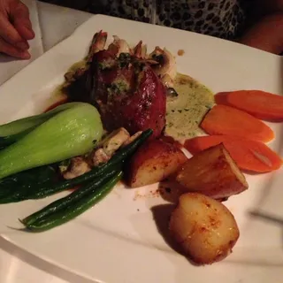 Angus Filet Mignon with Prawns