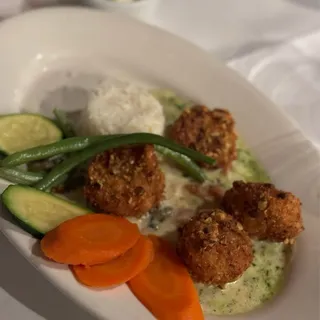 Pistachio Encrusted Scalloops