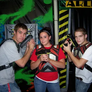 A trio about to battle in Lazer Runner!