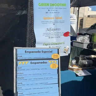 a sign for a green smoothie