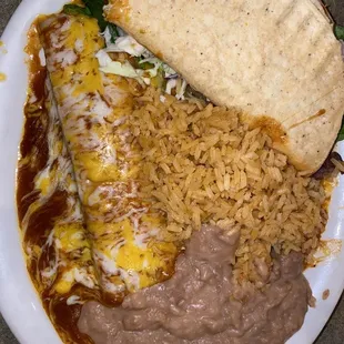 2 item combo Crunchy taco Cheese enchilada- sub to red sauce