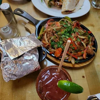 Carnitas fajitas