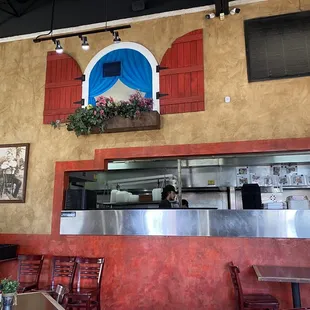 An example of the kitchen.