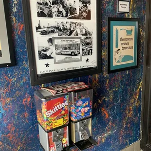 a picture of a restaurant