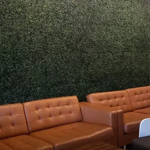 Interior || IG: @misspiggyeats