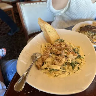 Grilled Shrimp Alfredo