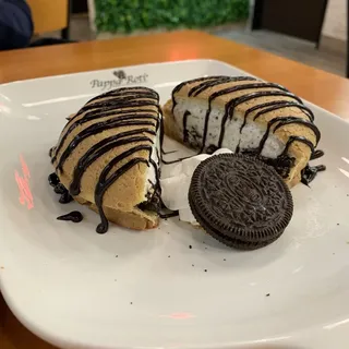 Oreo Ice Cream Bun