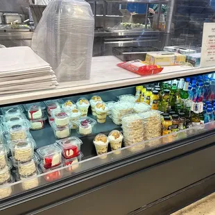 Desserts &amp; drink options