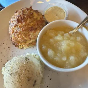 Crab cake, garlic, mashed potatoes, applesauce, tartar sauce