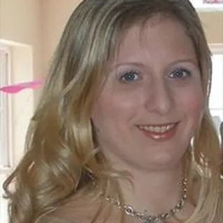 Andrea S.