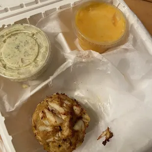 an open takeout container
