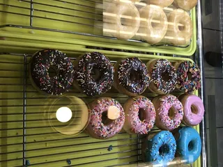 Fresh & Best Donuts