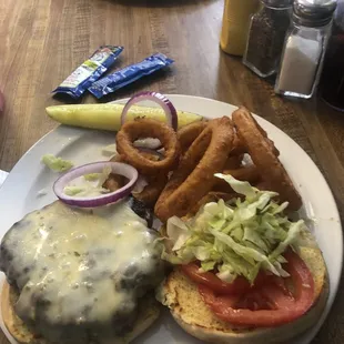 Cheese burger with pepper jack cheeses &amp; onion rings