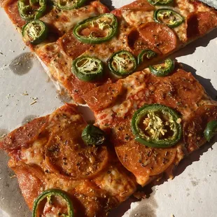 Thin crust pizza