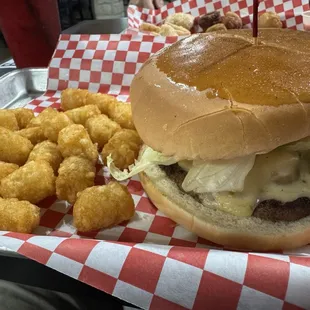 Gunslinger with tots