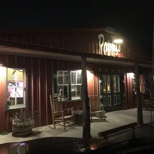 Last serving...closing time.