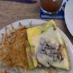 Mushrooms Swiss omelet... Bloody Mary and a beer. Best breakfast in the area!!