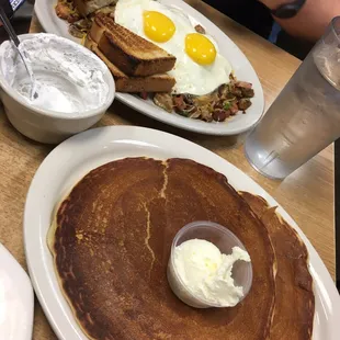 Pancakes and pappy's special
