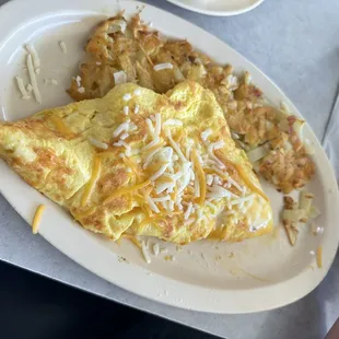 Cheese Omelette - Served with Hash Browns