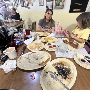 Country fried steak, blueberry, pancakes, Hawaiian toast, hobo, omelette, biscuits, and gravy
